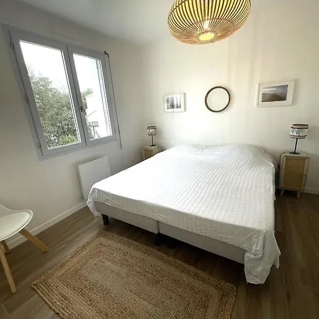 Holiday home Jolie Dans Les Pins Avec Piscine Chauffee Et Wifi La Tranche-sur-Mer